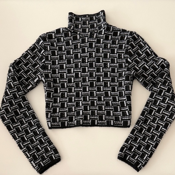 Zara Sweaters - Zara Monochrome Geometric Turtleneck Sweater